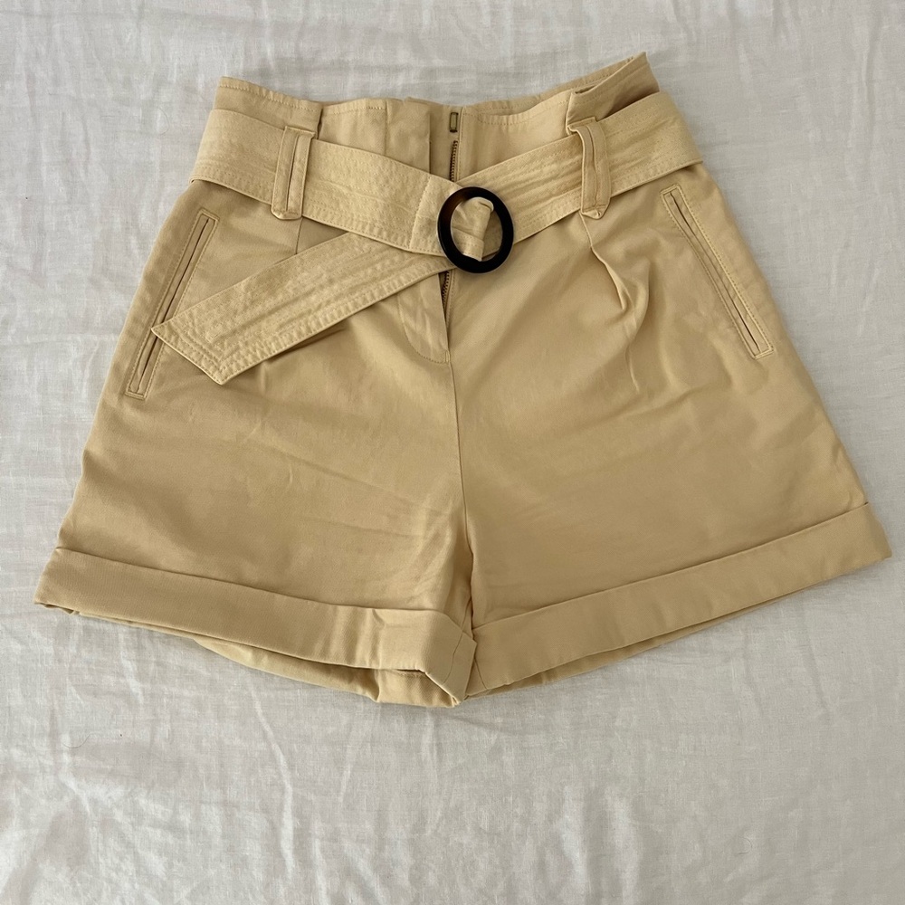 Sezane Rome Shorts Cream size 34